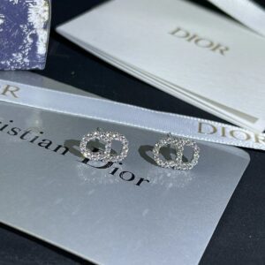 dior プレゼント ピアス ブランド 可愛い キラキラ ディオール ファッションリング 安い イヤリング レディース 記念日 誕生日 贈り物