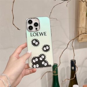 ロエベ ジブリ iphone15/15pro ケース ペア LOEWE iphone14pro max/14ケース キャラクター オーロラ iphone13/12 ケース まっくろ くろ すけ iphone 携帯カバー おもしろ 可愛い