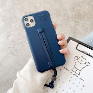 ロエベ iphone14/14pro/14pro maxケース カップル loewe iphone13/13pro maxケース バンド付き 韓国 アイフォン12pro 保護カバー ブランド かわいい スマホケース 信用できる