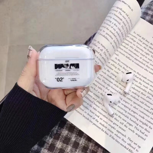 airpods pro第二世代 ケース 透明 エア ポッツ プロ ケース ナイキ airpods1/2 保護カバー おしゃれ アクセサリー イヤホンケース オフホワイト airpodspro ケース ブランド