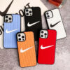 ナイキロゴ iphone15ケース シリコン NIKE iphone15pro/14pro maxケース ペア iphone13pro ケース 耐 衝撃 アイフォン12/11携帯カバー ブランド コピー