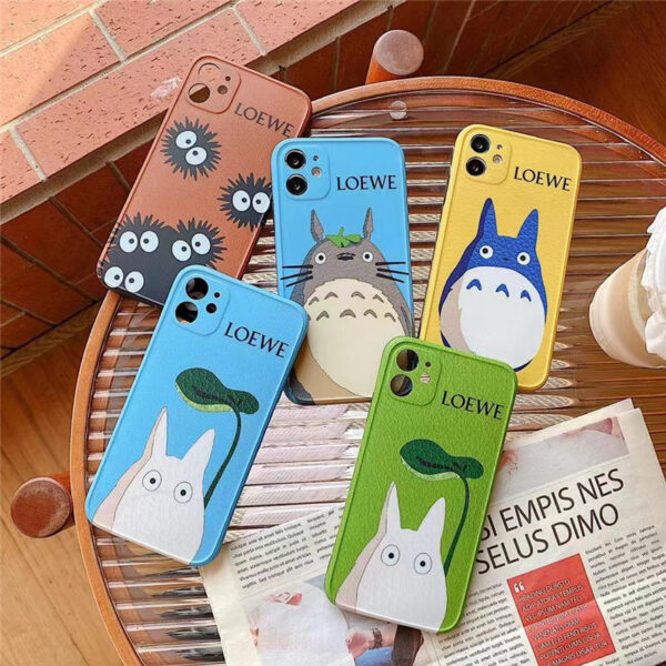 ロエベ トトロ iphone13/13pro ケース ペア LOEWE iphone12pro max/12miniケース キャラクター iphone11 レザー ケース まっくろ くろ すけ iphone11pro/xs max 携帯カバー おもしろ アイフォンx/10r ケース 可愛い