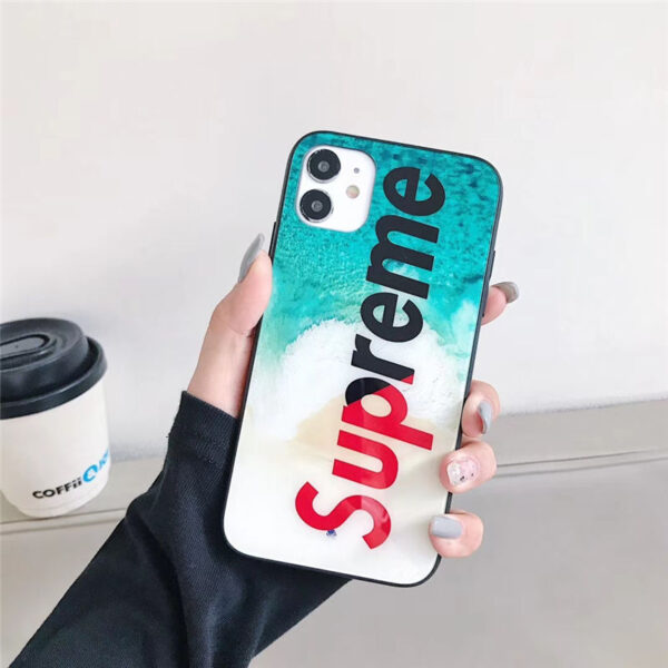 supreme ロゴ iphone13pro max/14pro ガラスケース カップル シュプリーム iphone12 11プロカバー おしゃれ 海外 アイフォン11/xs max/8plus携帯ケース ストリート系 高校生愛用