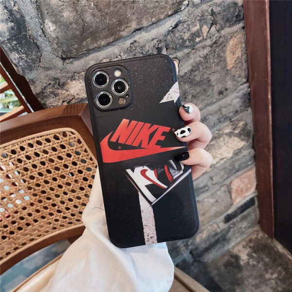 ナイキ iphone12 ケース かっこいい NIKE アイフォン12pro max/11proカバー ブランド メンズ 黒 iphone11/xr/8 ソフトケース 頑丈 携帯ケース iphonexs/se2 おすすめ