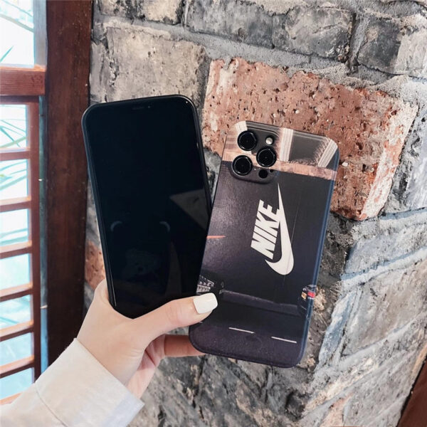 ナイキ iphone12 ケース かっこいい NIKE アイフォン12pro max/11proカバー ブランド メンズ 黒 iphone11/xr/8 ソフトケース 頑丈 携帯ケース iphonexs/se2 おすすめ