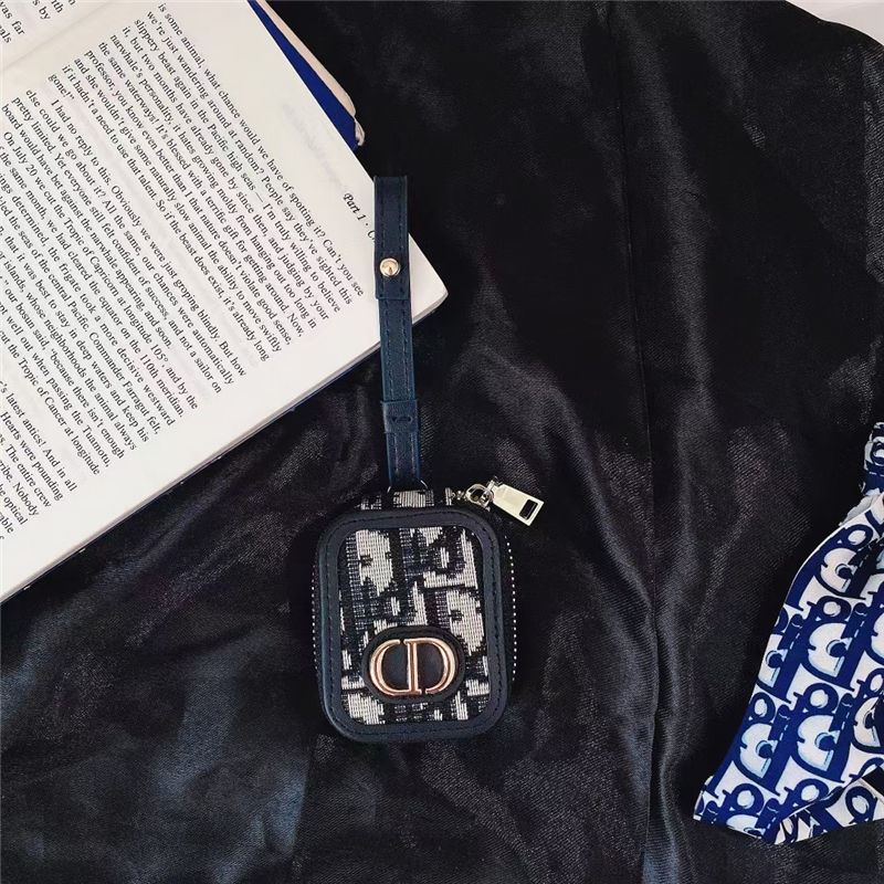 dior airpods pro ケース おすすめ イヤホンポーチ 可愛い エア ポッツ ケース ハイ ブランド