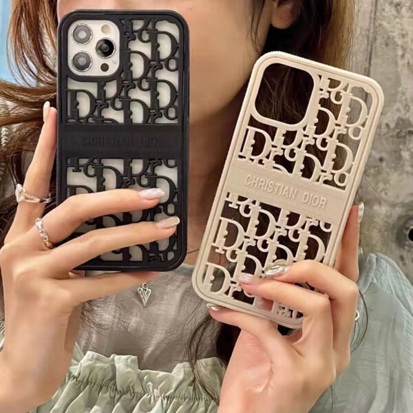 dior スマホケース iphone15/15pro おしゃれ ディオール iphone14/14pro/14promaxケース お揃い 中空デザイン iphone13/12 ケース 大人 可愛い 通気性抜群