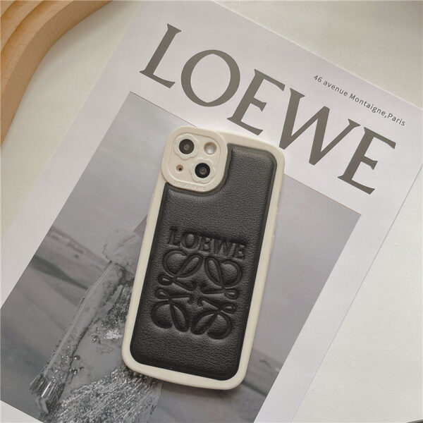 ロエベ携帯ケース iphone15 おそろい loewe風 iphone15pro max/14/14pro ケース 人気 アナグラム アイフォンカバー 可愛い iphone13pro/12 ケース セレブ愛用