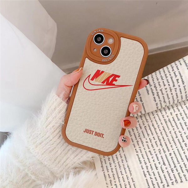 NIKE スマホケース iPhone13/12 新作 ナイキパロディ iphone13pro max カメラカバー かわいい iphone11/11pro max/12pro 携帯ケース 個性的 おしゃれ
