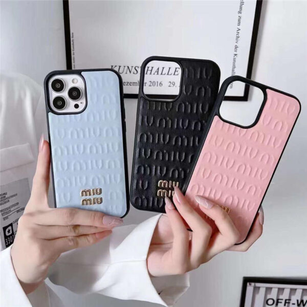 miumiu iphone16pro/16promaxケース 15/15pro 革 ミュウミュウ iphone14pro/14pro max ケース 珍しい 可愛い アイフォン13プロ ケース お揃い