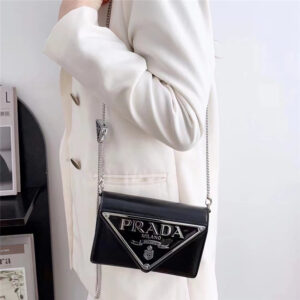 PRADA(プラダ) ハンドバッグ レディース