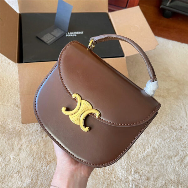 セリーヌ トリオンフ バッグ celine ミニ バッグ ショルダー バッグ ハイ ブランド カバン 芸能人 斜 めがけ クロス ボディ バッグ レディース