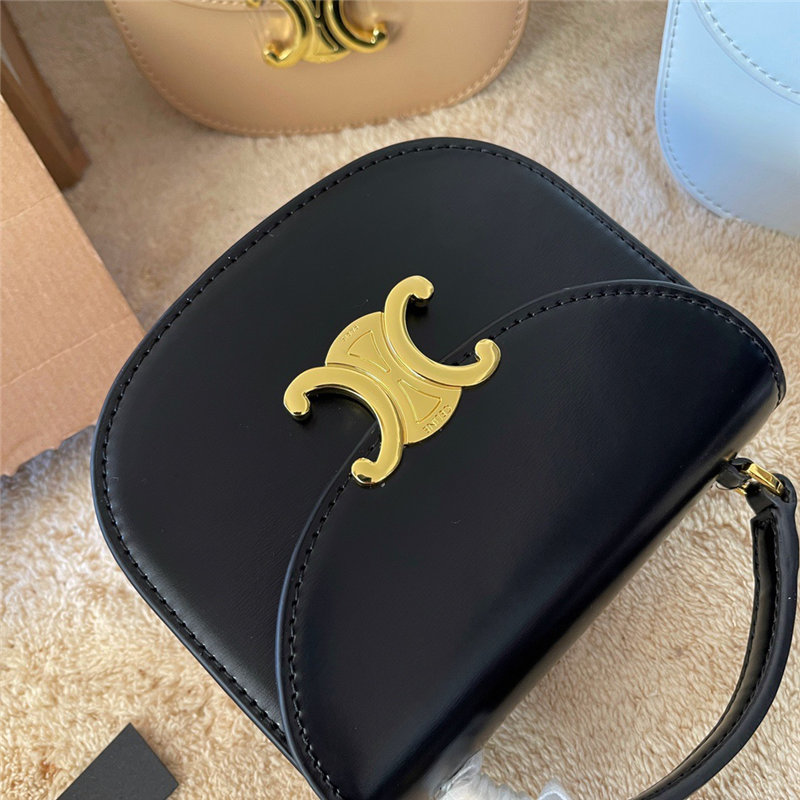 セリーヌ トリオンフ バッグ celine ミニ バッグ ショルダー バッグ ハイ ブランド カバン 芸能人 斜 めがけ クロス ボディ バッグ レディース