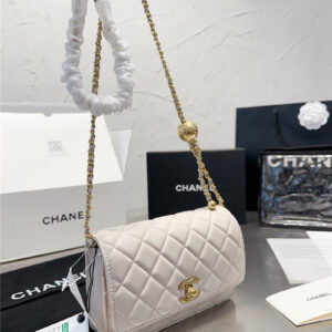 chanel マトラッセ ミニショルダーバッグ シャネル チェーンバッグ ハイ ブランド ミニ バッグ 20代 30代 海外セレブ愛用