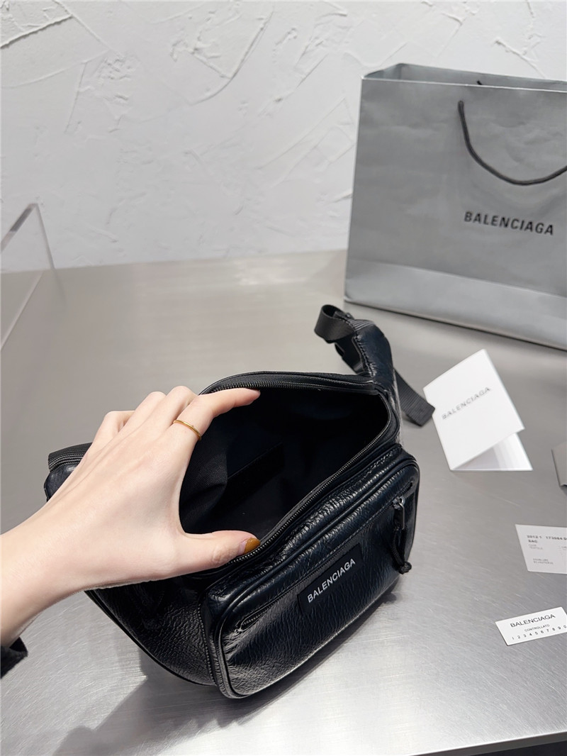 バレンシアガ ウエストポーチ メンズ ボディバッグ BALENCIAGA ワン