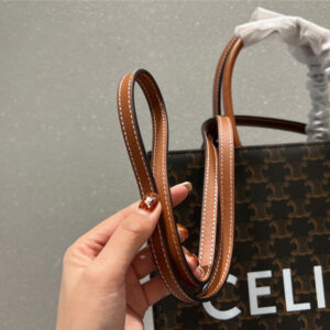 セリーヌ バーティカル カバ celine ハンドバッグ コピー ショルダーバッグ ブランド メンズ カバン レディース 人気 男女兼用【サイズ28*33cm】