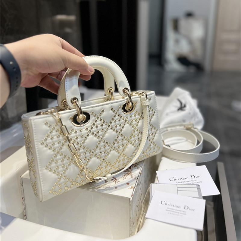 ディオール ショルダー バッグ ミニ dior lucky バッグ 3way かわいい  