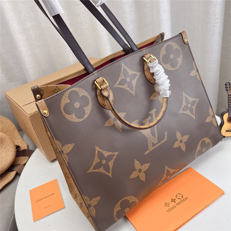 LOUIS  VUITTON 人気のトートバッグ