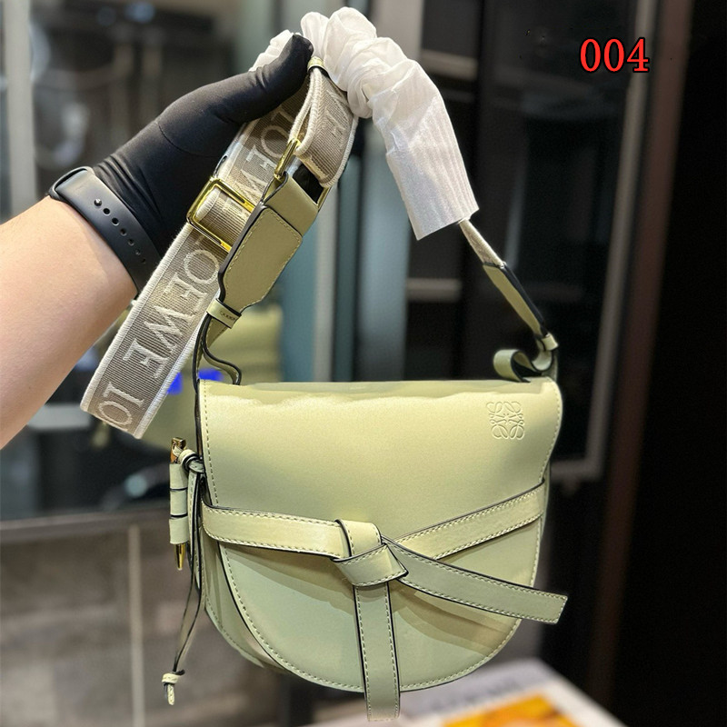 ロエベ ゲートバッグ スモール loewe ショルダー バッグ 大人 可愛い  