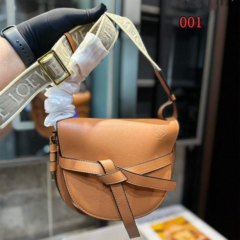 ロエベ ゲートバッグ スモール loewe ショルダー バッグ 大人 可愛い 