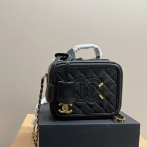 シャネル マトラッセ ccフィリグリー チェーン バニティ ショルダーバッグ レディース chanel スーパー コピー n級 ミニ ショルダーバッグ