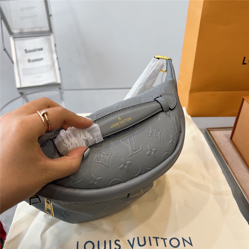 LOUIS VUITTON ボディバッグ バムバッグ 斜めがけ