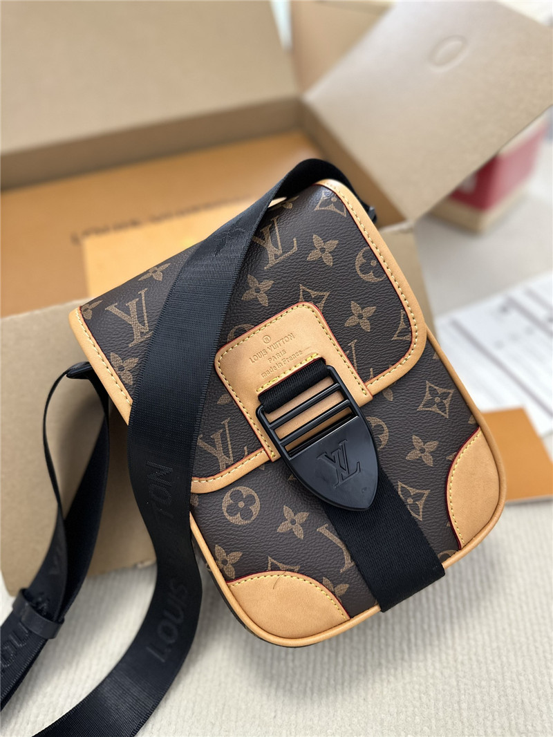 ヴィトン ショルダーバッグ LOUIS VUITTON