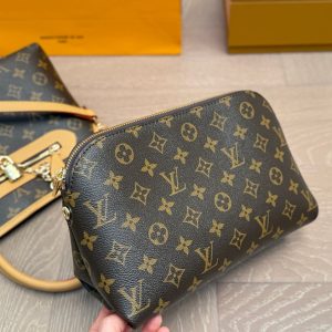 ルイヴィトン クラッチバッグ レディース モノグラム･クラッチ ショルダーバッグ 人気 ブランド 大人 可愛い バッグ 40 代 30代