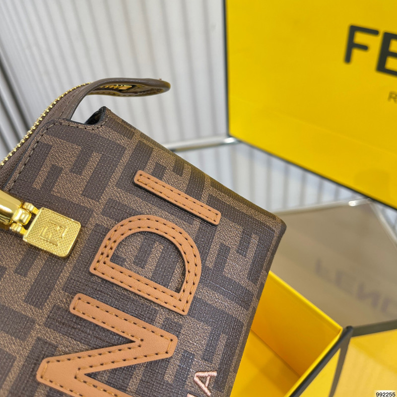 バイザウェイ ミニ フェンディ ショルダー バッグ fendi ポシェット ミニ ショルダー ブランド レディース 斜 めがけ バッグ