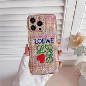 ロエベ iphone15 ケース LOEWE iphone15pro/14 ケース 大人 可愛い ブランド iphone14promax ケース ピンク ハート 刺繡風 アイフォン13/13プロ カバー人気 女子