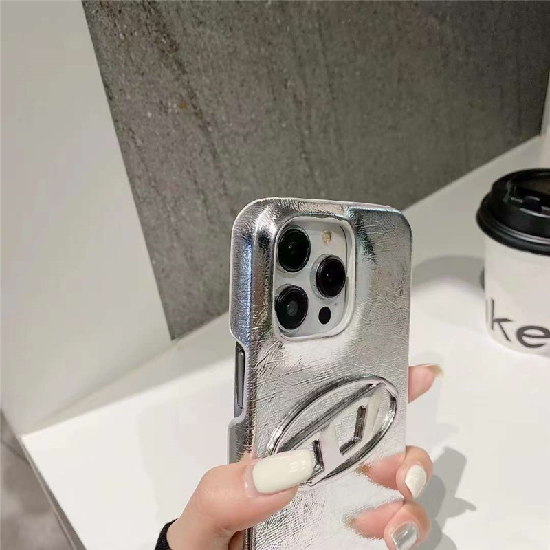 iphone16pro/16plus ケース ディーゼル スマホ ケース iphone15/15pro diesel アイ フォン14promax ケース おしゃれ ブランド iphone14pro/13promax カバー お揃い iphone 芸能人 ケース