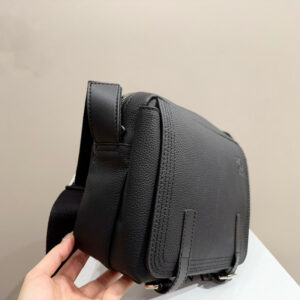 ロエベ メッセンジャー バッグ loewe ショルダー バッグ メンズ  