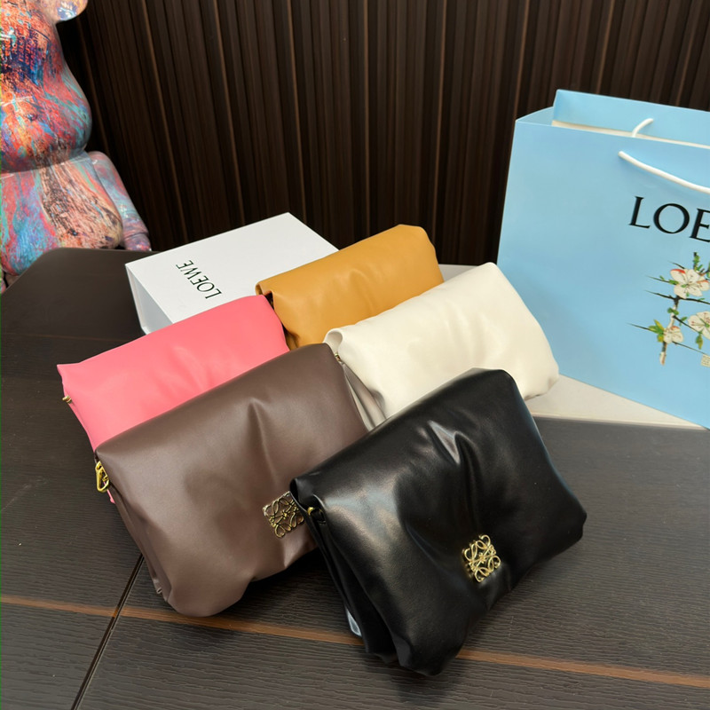 ロエベ パファー ゴヤバッグ loewe バッグ チェーン付き 肩掛け バッグ レディース 大人 可愛い ショルダー バッグ