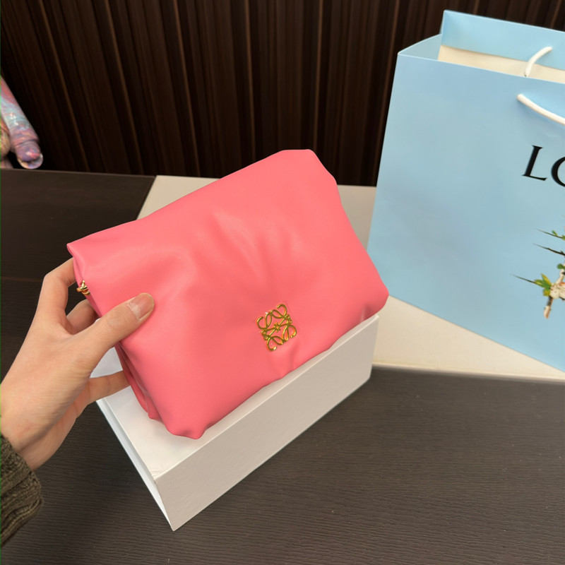ロエベ パファー ゴヤバッグ loewe バッグ チェーン付き 肩掛け バッグ 
