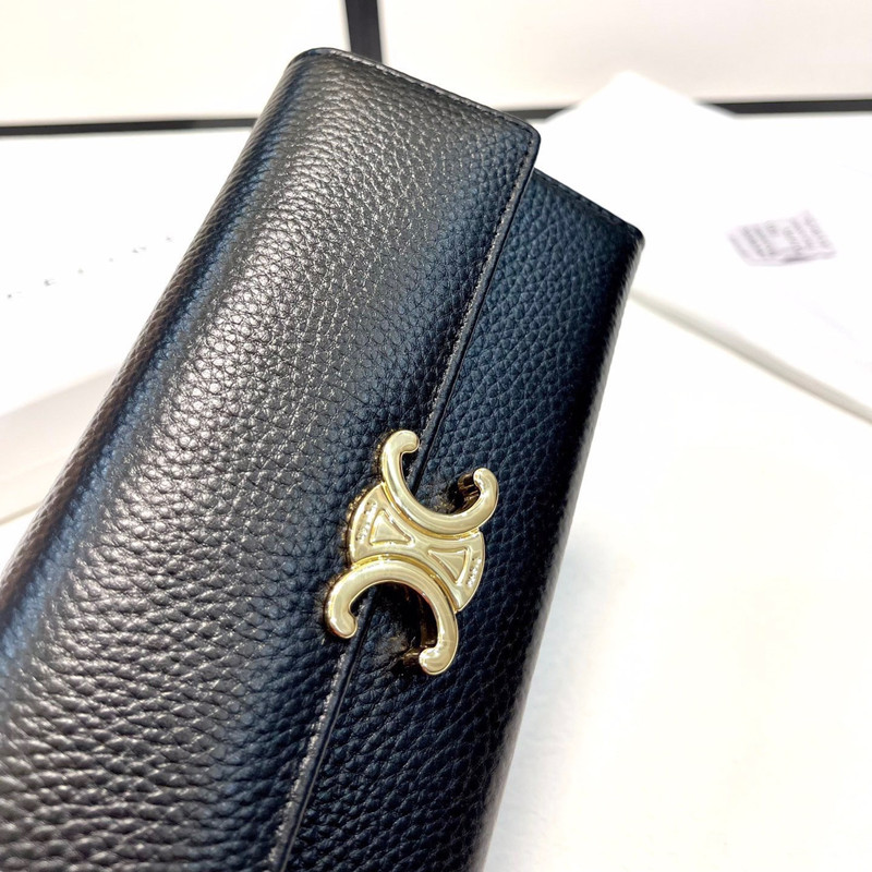 セリーヌ 二つ折り長財布 ブランドオフ CELINE レザー 二つ折り長財布  