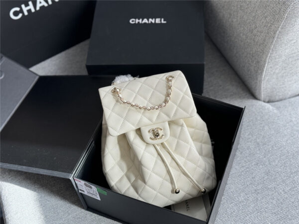 シャネル リュック chanel バック パック レザー 芸能人 愛用 リュック レディース おしゃれな リュック サック ハイ ブランド リュック マトラッセ スーパーコピー