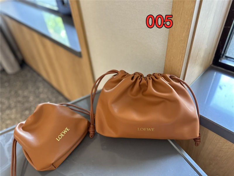 ロエベ イネス ショルダーバッグ ワンショルダー 斜め掛け 茶色 緑色  