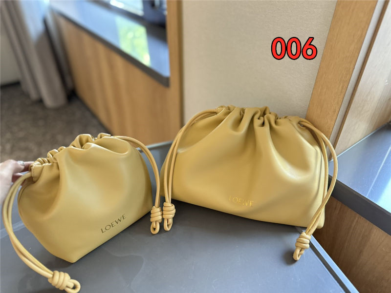 ロエベ イネス ショルダーバッグ ワンショルダー 斜め掛け 茶色 緑色  