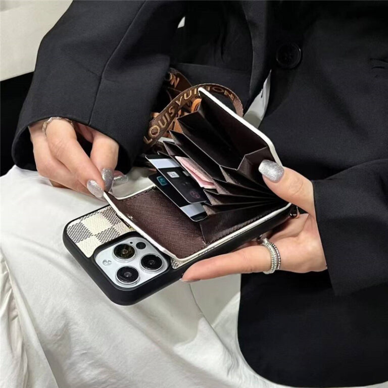 おしゃれなiPhone17ケースならhanakocase(ハナコケース)で! ハイブランドの新作モデル続々入荷中! ルイヴィトン iphone17 ケース