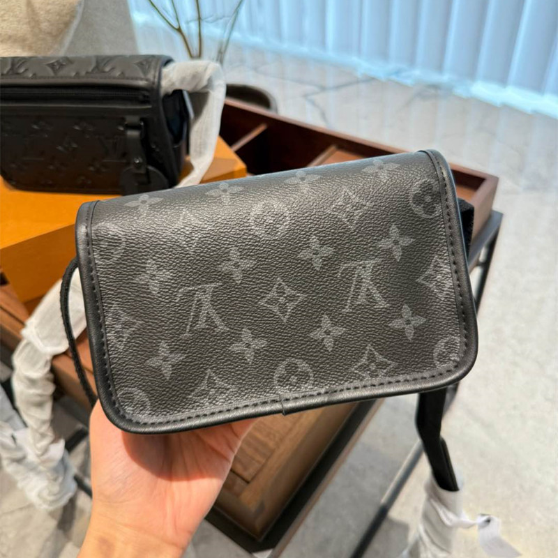 ルイ ヴィトン ショルダー バッグ ボスフォール・ウェアラブル  