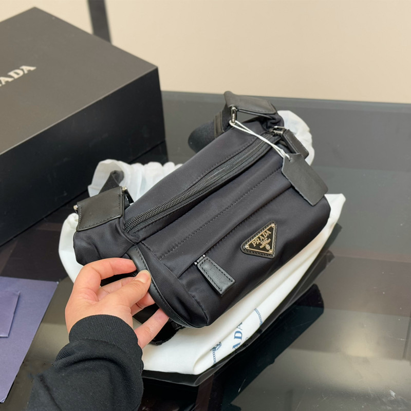 プラダ ボディ バッグ メンズ prada の ショルダー バッグ ウエスト  