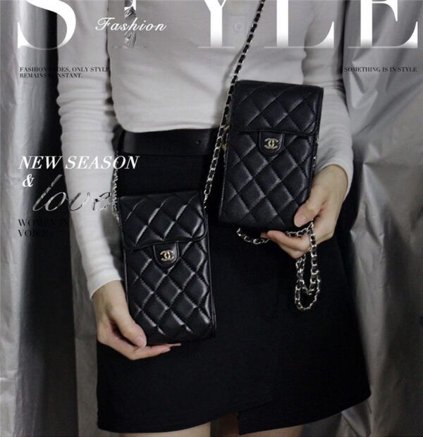 シャネル 斜 めがけ ミニ スマホショルダー ブランド スマホ 2台持ち スマホポシェット chanel ミニショルダーバッグ ミニ マトラッセ