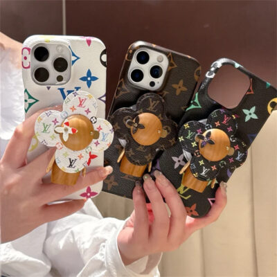 【2025最新】大人女子の心をくすぐるハイブランドiPhoneケース5選！ 高級感と可愛さを両立！
