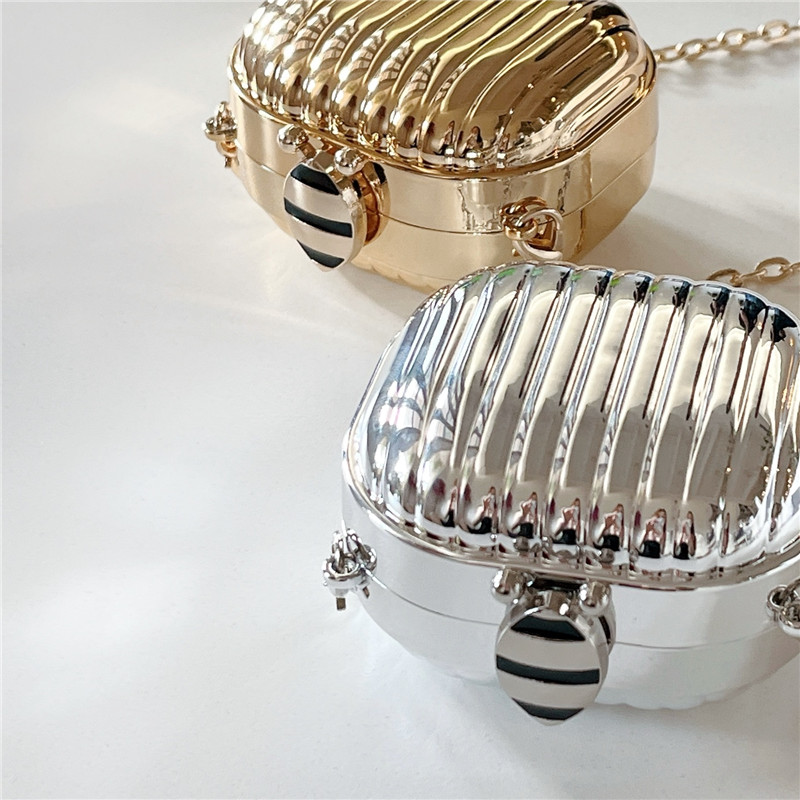 シャネル airpods4 ケース ショルダー ミラー付き airpods pro1/2 ケース ハイブランド chanel 小物 入れ エアポッツ ケース かわいい イヤホン の カバー シャネル airpods4 ケース ショルダー ミラー付き airpods pro1/2 ケース ハイブランド chanel 小物 入れ エアポッツ ケース かわいい イヤホン の カバー