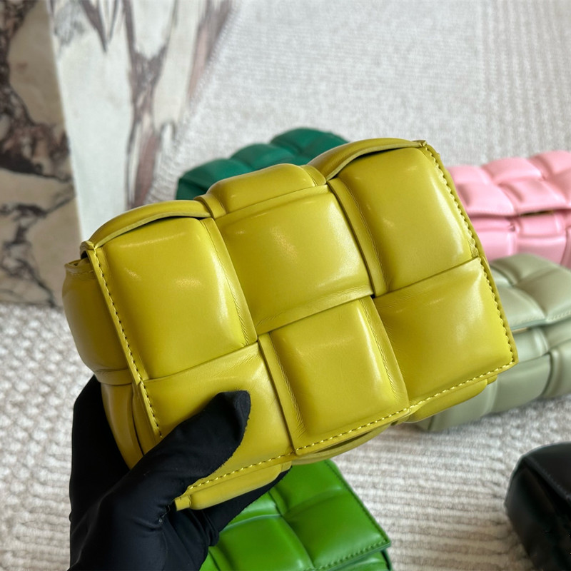 bottega veneta ショルダー バッグ ボッテガ ヴェネタ ミニ バッグ キャンディー カセット イントレチャート ショルダーバッグ