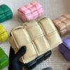 bottega veneta ショルダー バッグ ボッテガ ヴェネタ ミニ バッグ キャンディー カセット イントレチャート ショルダーバッグ