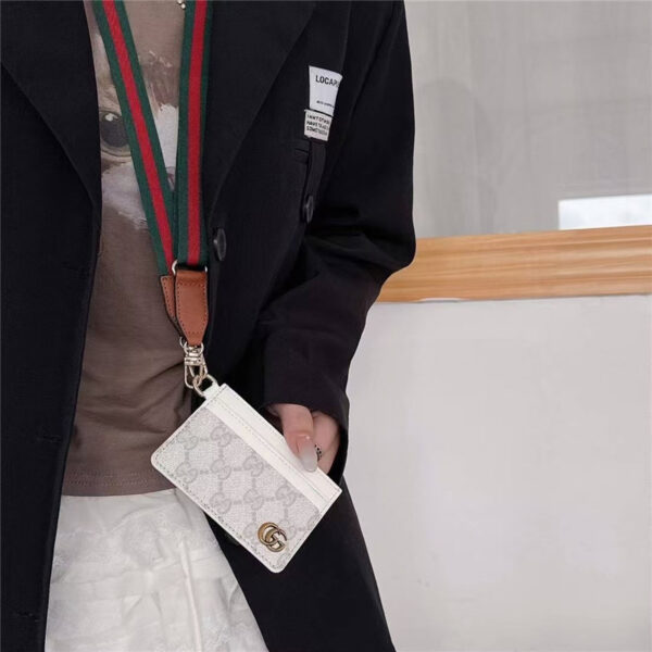 首 から かける カード ケース gucci カード ケース idカードホルダー 社員 証 ケース ハイ ブランド ネーム ホルダー おしゃれ - 画像 (2)