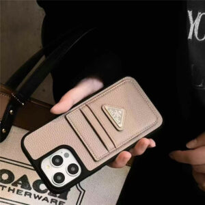 プラダ iphoen17 ケース カード収納 prada アイフォ17pro/17promax ンケース ハイブランド コピー iphone16/16pro ケース おしゃれ ブランド iphone15/14 ケース 革 高級