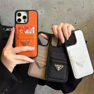 プラダ iphoen17 ケース カード収納 prada アイフォ17pro/17promax ンケース ハイブランド コピー iphone16/16pro ケース おしゃれ ブランド iphone15/14 ケース 革 高級