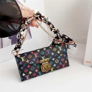 ルイヴィトン iphone17 手帳型ケース iphone17pro/17promax ケース ハイブランド 携帯 手帳 型 カバー バッグ風 大人 女子 iphone16/16pro/15 ケース 手帳 型